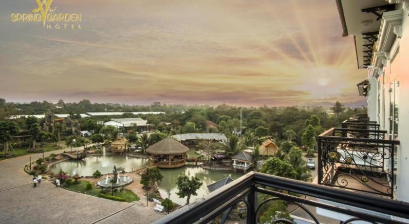 Spring Garden Hotel Lk Long Khanh Exterior photo